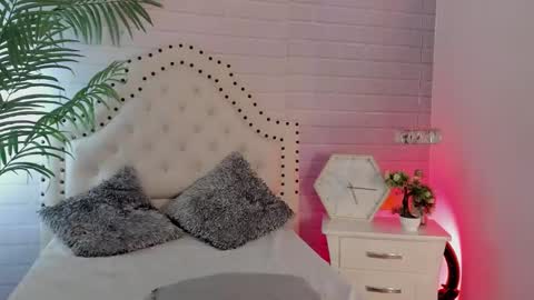  Eurekaa  online show from 02-27-25, 11:04