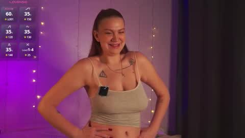 Snapshot of eva1ginger chatting on 02-19-26, 12:50 Eva online show from 02-19-26, 12:50