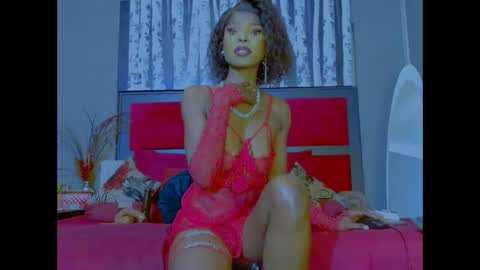 Snapshot of eva4him831 chatting on 10-18-25, 12:02 eva4him831 online show from 10-18-25, 12:02