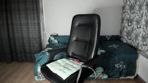 Eva online show from 12-24-24, 01:16