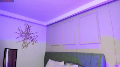 Snapshot of eva_boston chatting on 11-21-25, 01:37 Eva online show from 11-21-25, 01:37