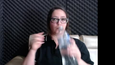 eva online show from 05-11-26, 01:22