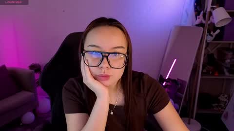 Eva online show from 05-17-26, 09:17