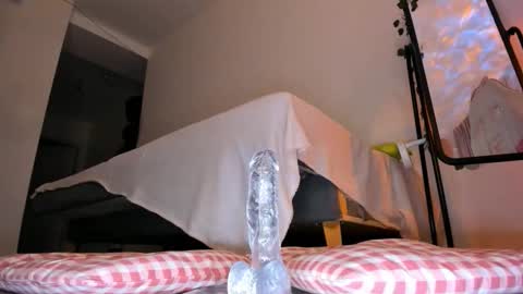 Eva Davis online show from 03-06-26, 02:08