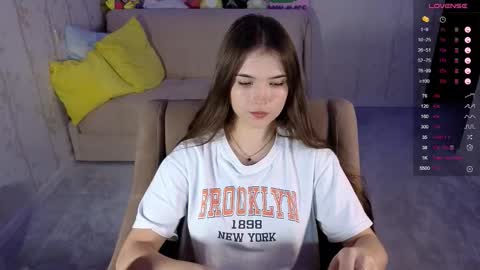 Eva online show from 10-22-25, 01:55