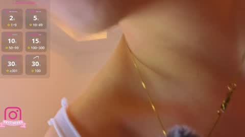 Snapshot of eva_depp_ chatting on 06-19-26, 10:08 Eva online show from 06-19-26, 10:08