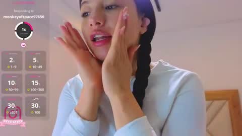 Snapshot of eva_depp_ chatting on 07-25-26, 10:24 Eva online show from 07-25-26, 10:24