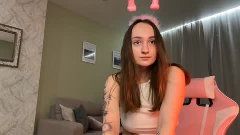 Snapshot of eva_elfis chatting on 12-18-24, 10:02 Eva online show from 12-18-24, 10:02