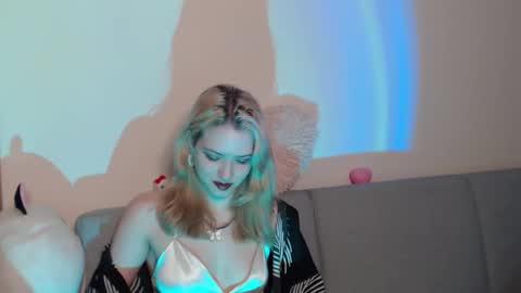 Snapshot of eva_foxxxyy chatting on 02-20-26, 01:22 Eva Foxxxyy online show from 02-20-26, 01:22