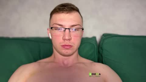 Eva and Iron online show from 03-29-26, 10:43