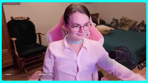 Gamer Katt online show from 10-18-25, 01:12