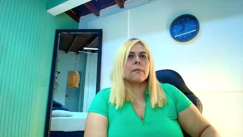Snapshot of eva_love49 chatting on 03-11-26, 07:31 eva_love49 online show from 03-11-26, 07:31