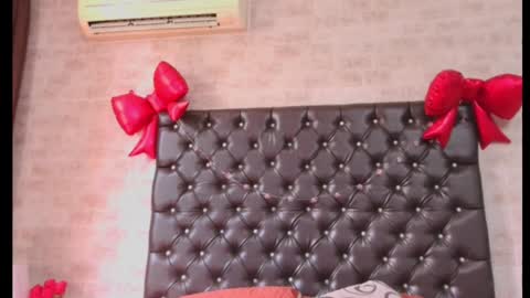 eva_luz1 online show from 04-13-26, 07:08