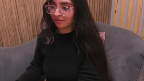 Snapshot of eva_macalliter chatting on 02-14-25, 09:13 Angelinne online show from 02-14-25, 09:13