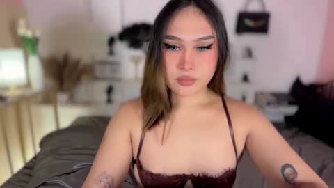 Queen Eva Mazikeen online show from 03-19-26, 10:36