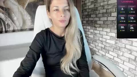 Eva online show from 09-24-25, 04:21