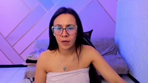 Snapshot of eva_mermaid chatting on 09-09-25, 02:49 Eva online show from 09-09-25, 02:49