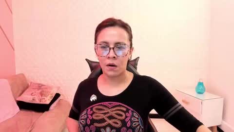 Snapshot of eva_mermaid chatting on 09-15-25, 02:39 Eva online show from 09-15-25, 02:39