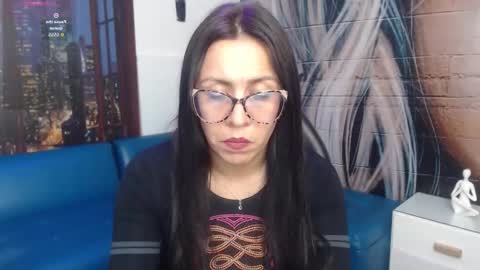 Snapshot of eva_mermaid chatting on 10-17-25, 09:39 Eva online show from 10-17-25, 09:39