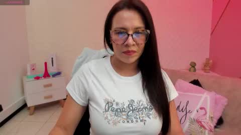 Eva  online show from 03-25-26, 02:34