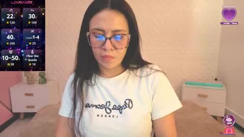 Snapshot of eva_mermaid chatting on 05-21-26, 03:30 Eva online show from 05-21-26, 03:30