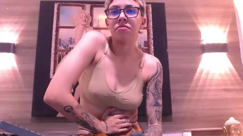 Eva cute online show from 01-17-26, 11:48