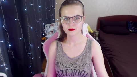 Eva online show from 01-31-25, 03:55