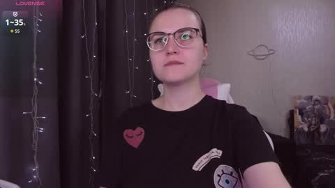 Eva online show from 10-15-25, 10:26