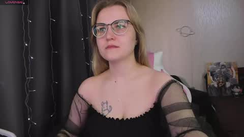 Eva online show from 04-14-26, 11:38