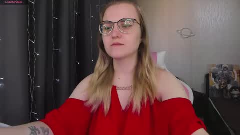 Eva online show from 04-19-26, 12:04