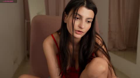 Snapshot of eva_ro chatting on 01-11-25, 07:05 EVA online show from 01-11-25, 07:05