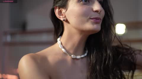 Snapshot of eva_ro chatting on 03-09-25, 10:30 EVA online show from 03-09-25, 10:30