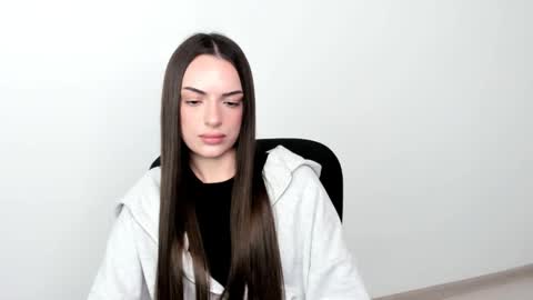 Eva online show from 01-17-25, 07:16