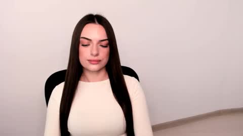 Eva online show from 02-11-25, 05:29