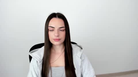 Eva online show from 02-26-25, 10:36