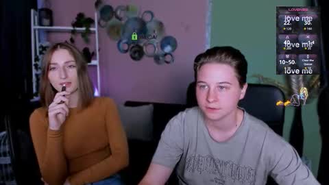 Snapshot of eva_smiith_ chatting on 09-17-25, 05:53 Eva online show from 09-17-25, 05:53