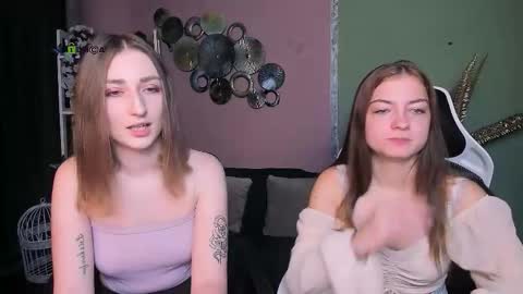 Snapshot of eva_smiith_ chatting on 11-27-25, 06:48 Eva online show from 11-27-25, 06:48