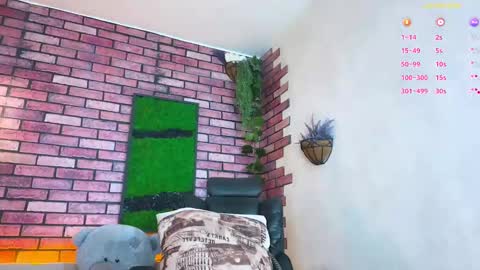 Snapshot of eva_starxxxxx chatting on 02-28-25, 09:01 Eva online show from 02-28-25, 09:01