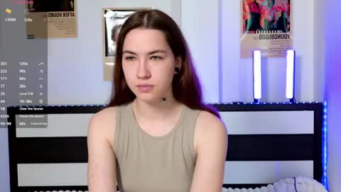 Snapshot of evaandluna chatting on 05-09-26, 02:39 Eva online show from 05-09-26, 02:39