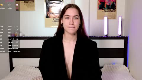Snapshot of evaandluna chatting on 05-22-26, 01:46 Eva online show from 05-22-26, 01:46