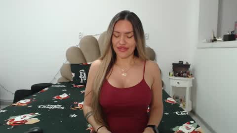 Snapshot of evabomb chatting on 01-08-25, 11:19 EvaBomb online show from 01-08-25, 11:19