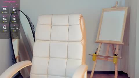 Snapshot of evacadooo chatting on 01-16-25, 05:32 Eva online show from 01-16-25, 05:32