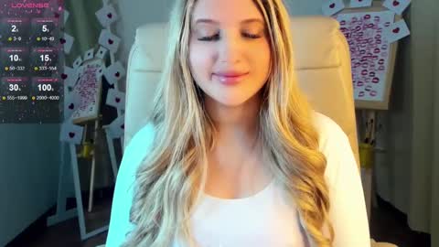 Snapshot of evacadooo chatting on 02-16-25, 05:37 Eva online show from 02-16-25, 05:37