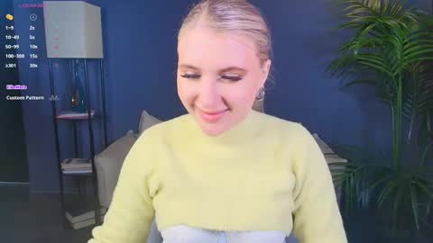 Snapshot of evacadooo chatting on 05-13-26, 02:42 Eva online show from 05-13-26, 02:42