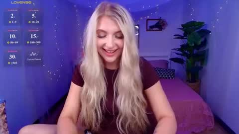 Snapshot of evacadooo chatting on 07-05-26, 04:19 Eva online show from 07-05-26, 04:19