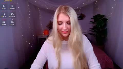 Snapshot of evacadooo chatting on 07-31-26, 04:12 Eva online show from 07-31-26, 04:12