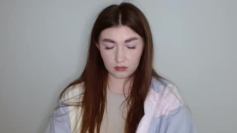 Evachaturbatte online show from 05-18-26, 07:25