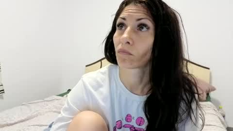 Snapshot of evacrisxxx chatting on 07-17-26, 03:13 hornycrissyyourlove online show from 07-17-26, 03:13