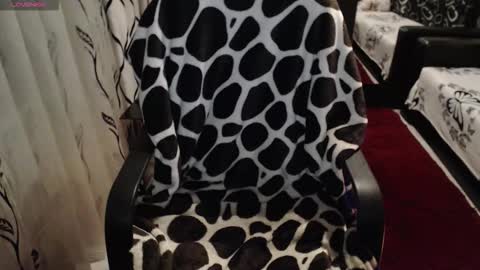 Snapshot of evadream1 chatting on 03-17-26, 07:17 EVADREAM online show from 03-17-26, 07:17