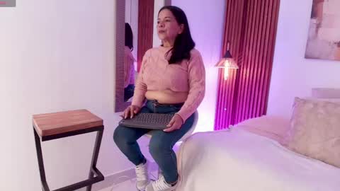 EVA GODDESS  online show from 05-22-26, 08:25